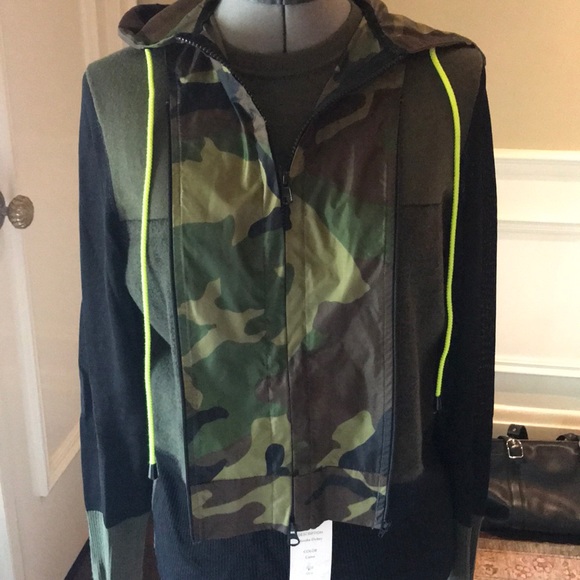 Nylon Camo chest length Dickie with hood - Picture 5 of 9